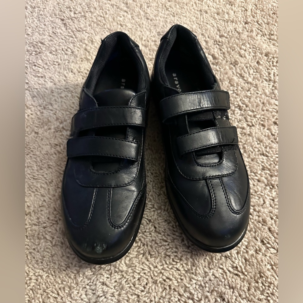 Women’s black Velcro‎ shoes